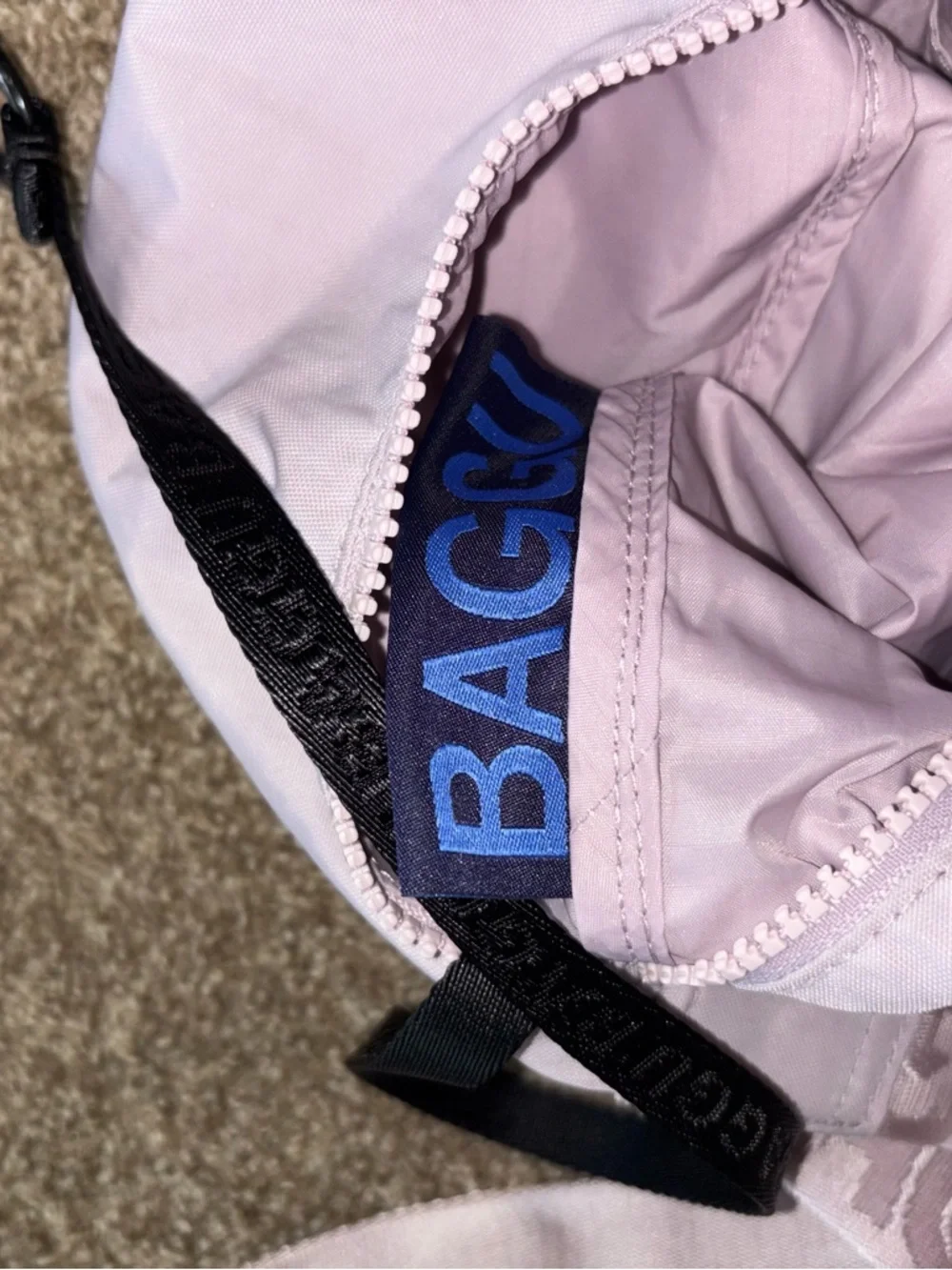 BAGGU Lavender Crescent Crossbody Bag with Branded Strap - Picture 3 of 4